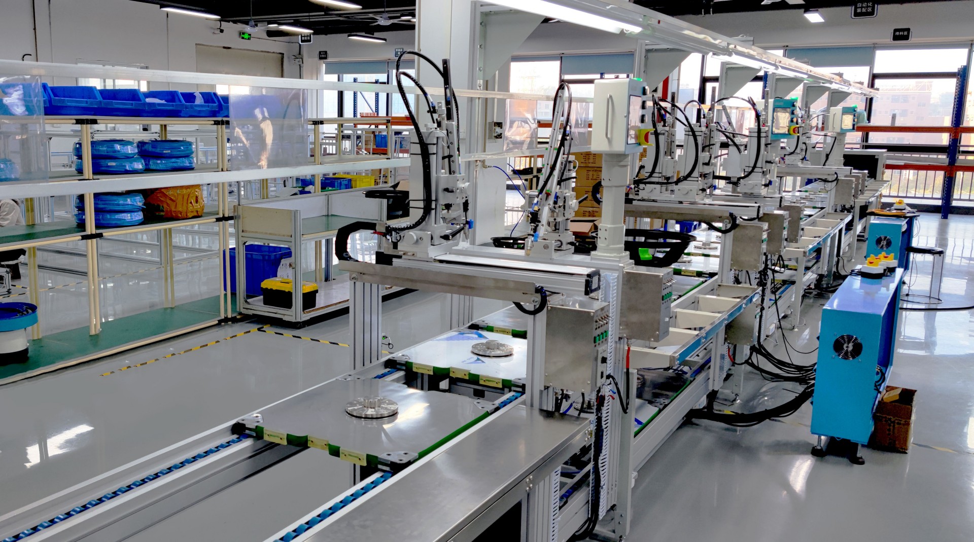 Acrylic-AM-SYSTEM-production-Process-workshop